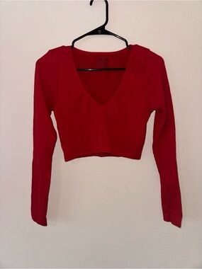 Women’s Red Ribbed V-Neck Long Sleeve Crop Top